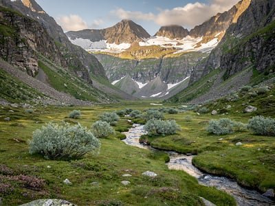 Vy �ver Zhyldar'vass-dalen