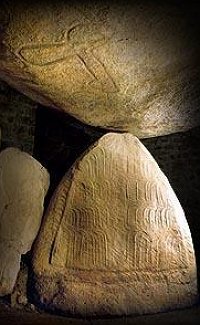 Det inrre av dolmen Table des Marchands